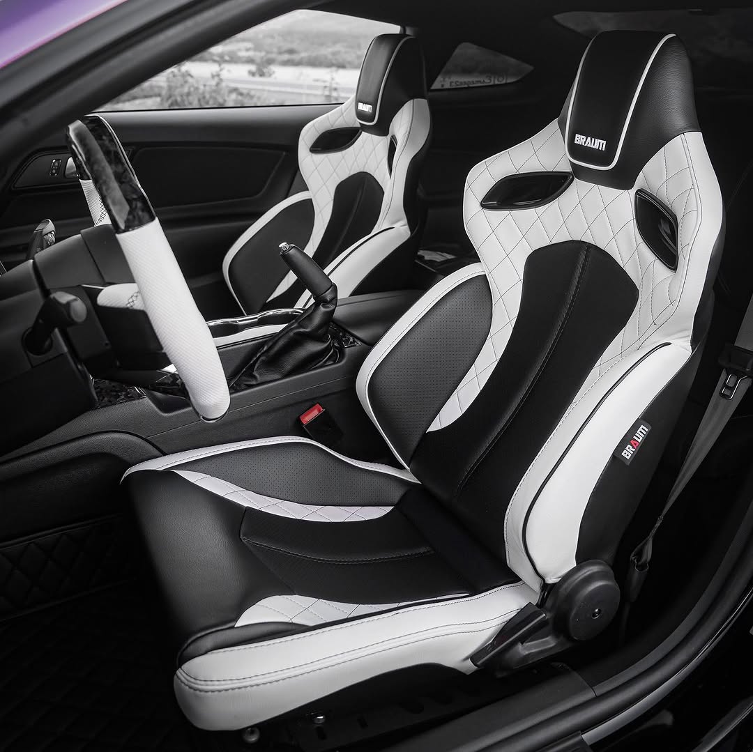 ORUE Series Sport Reclinable Seats - Priced Per Pair