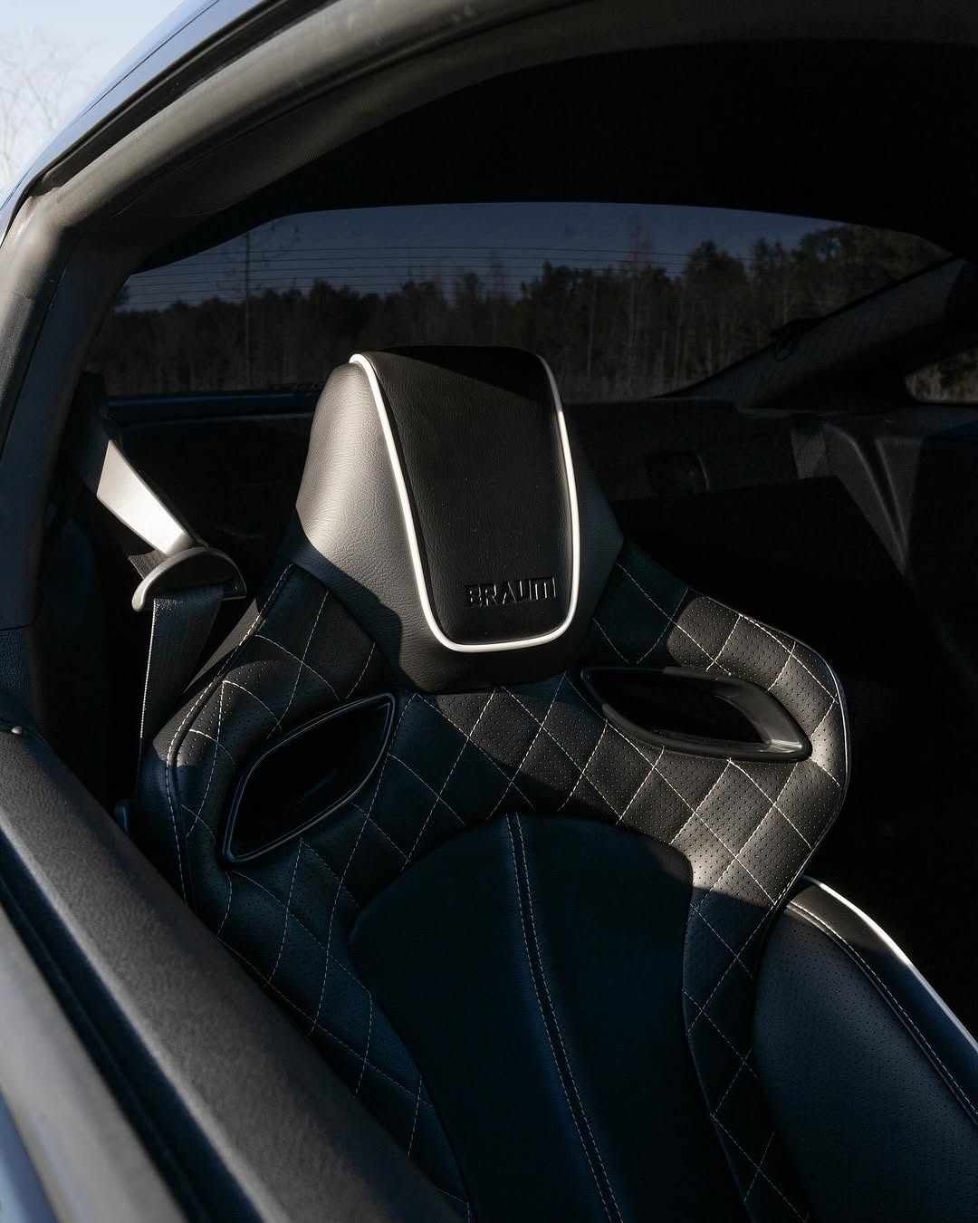 ORUE Series Sport Reclinable Seats - Priced Per Pair