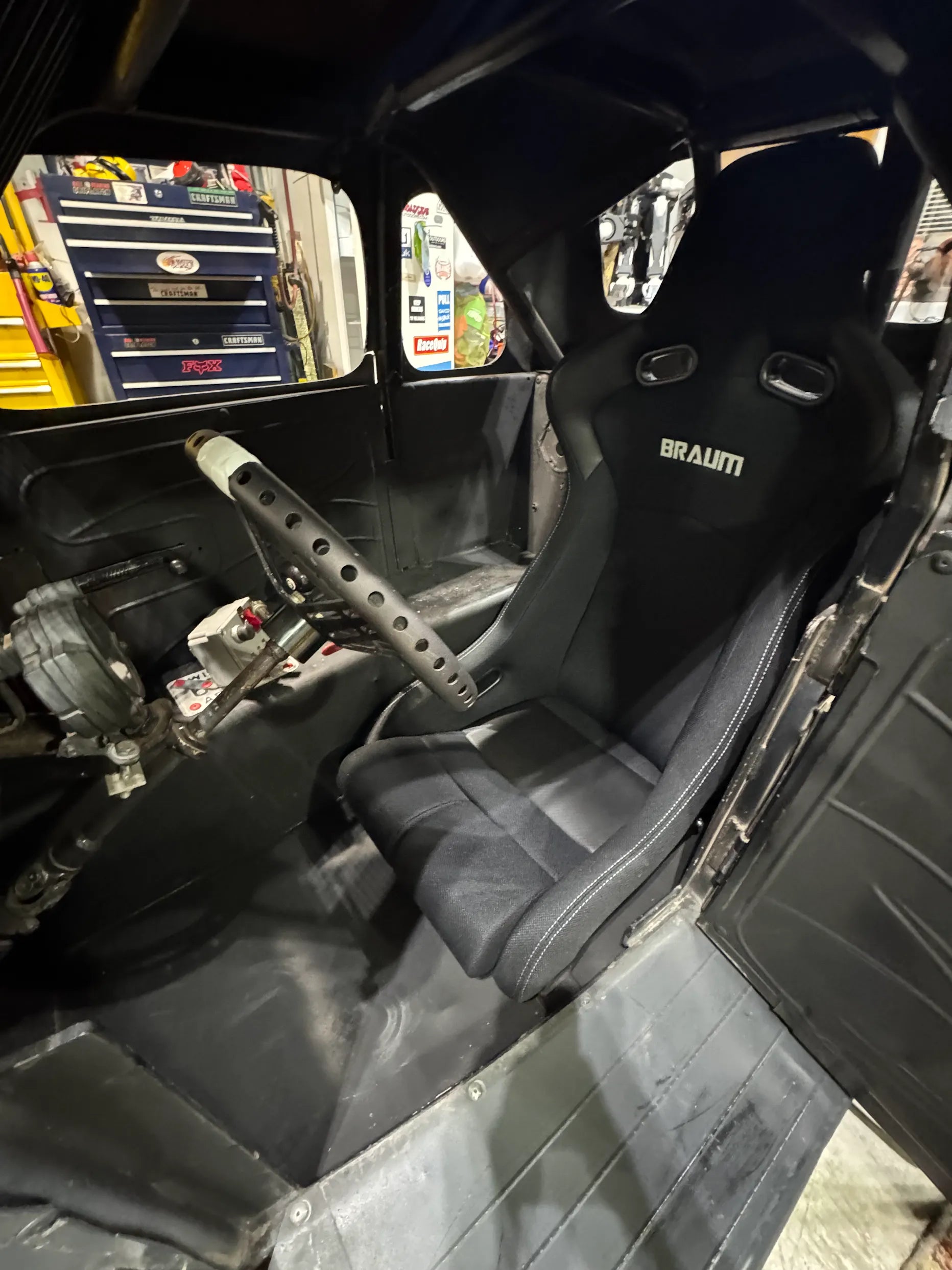 VENOM-R Fixed Back Bucket Seat